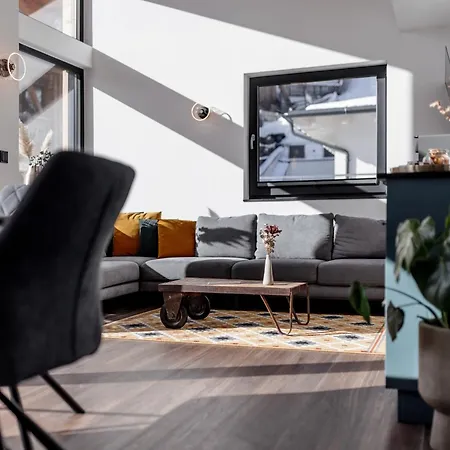 Selda Ζόλντεν